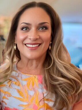 Meet your Posher, Ana